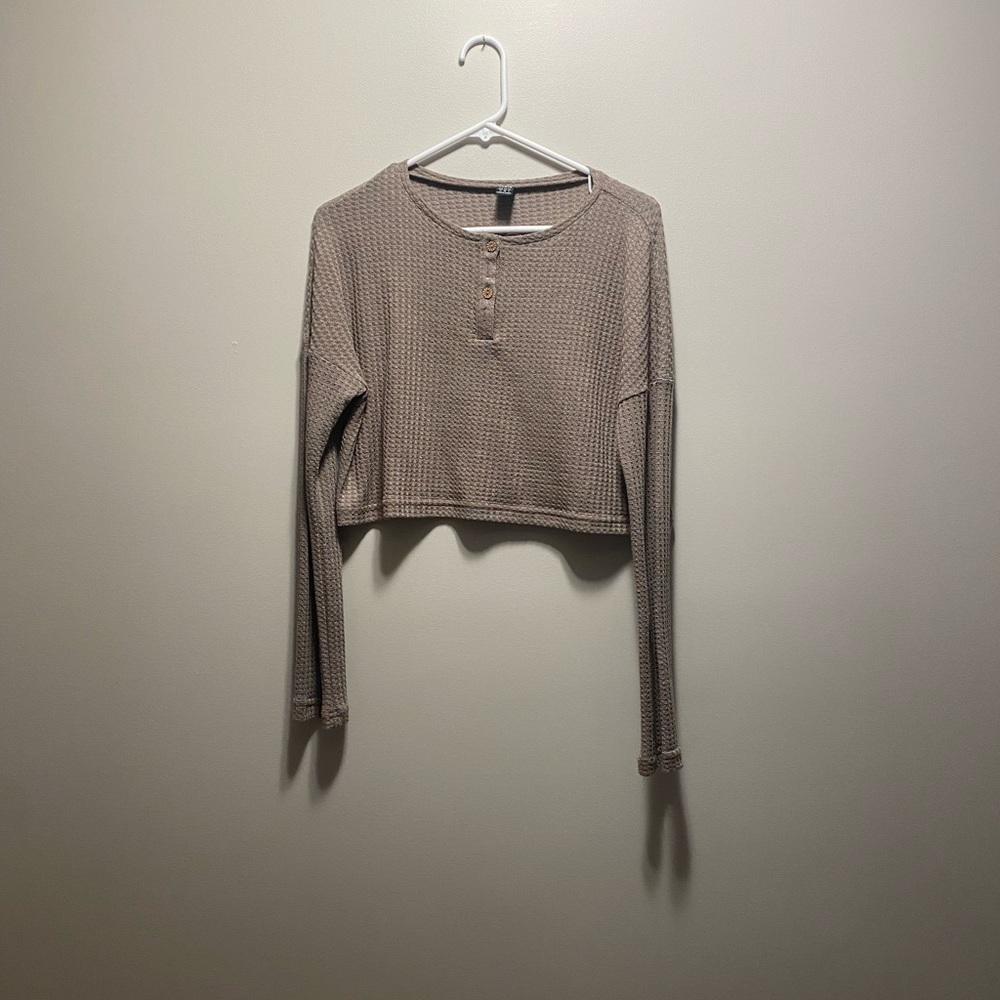 Quarter button down waffle long sleeve crop.